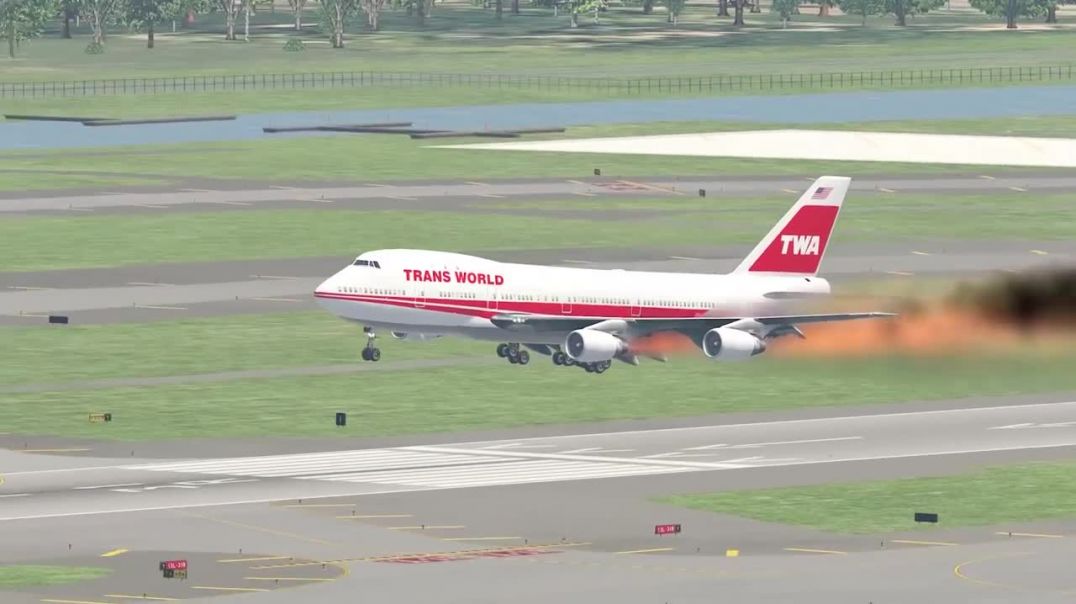 Worst Boeing 747-100 Emergency Landing With Fire Engine